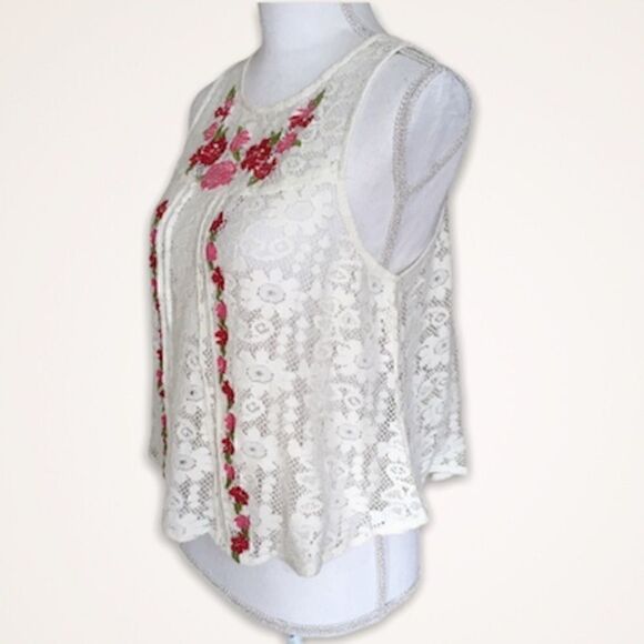 Raga Embroidered Lace Tank Top - Picture 8 of 8